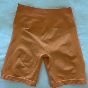 Women high waisted seamless shorts 4.5 inseam